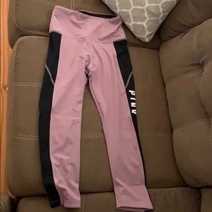 Victoria’s Secret pink workout leggings